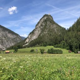 Kurze Fahrt durch Tirol